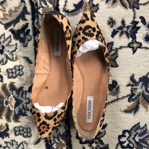 Cute Hardly Worn Steve Madden Vegass Leopard Flats